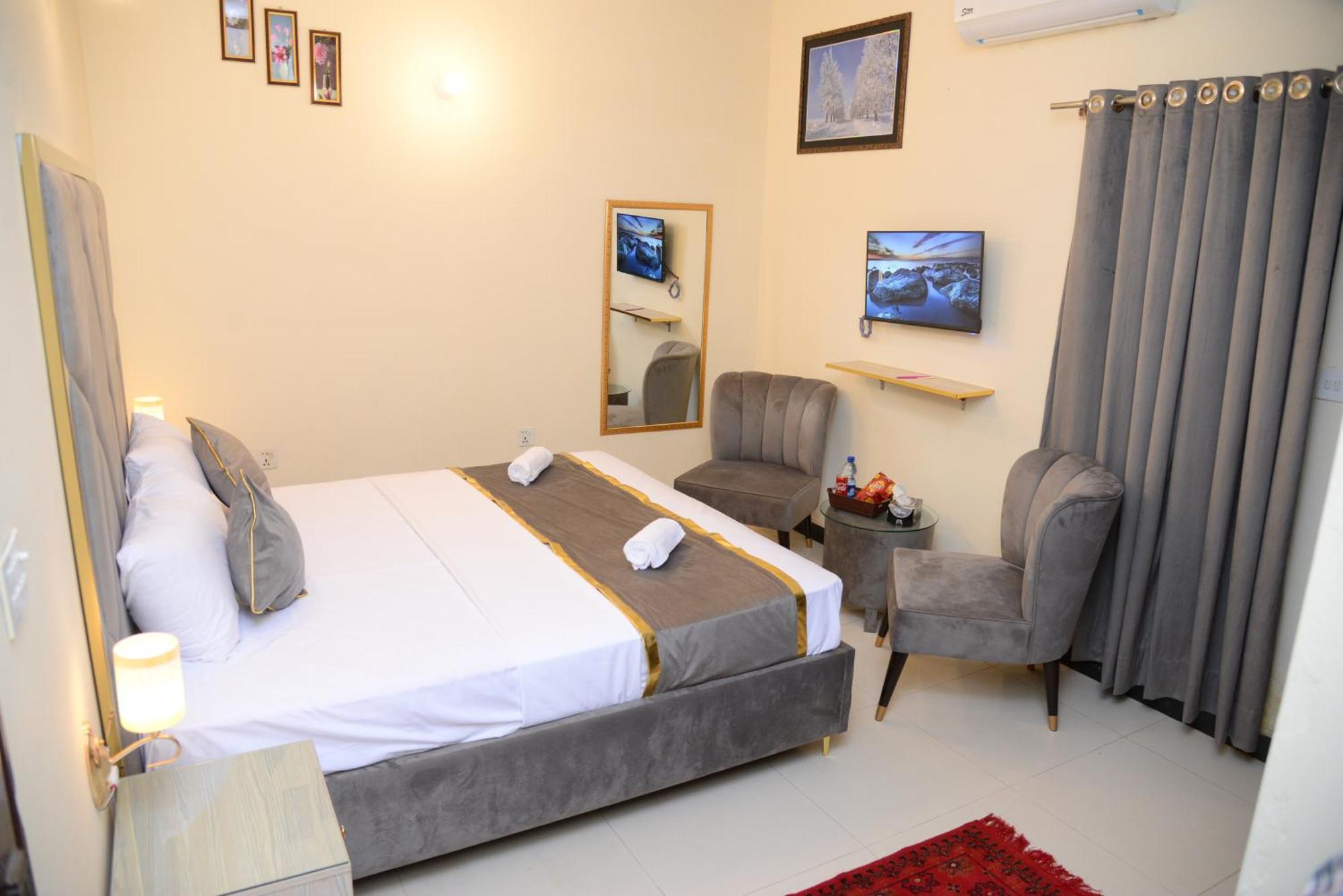 Go Room Hotel Лахор Экстерьер фото